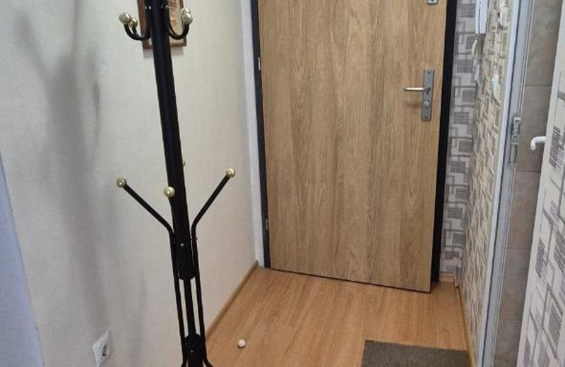 Alquiler de un apartamento acogedor y compacto de dos habitaciones en el barrio de Levski, Varna, Bulgaria